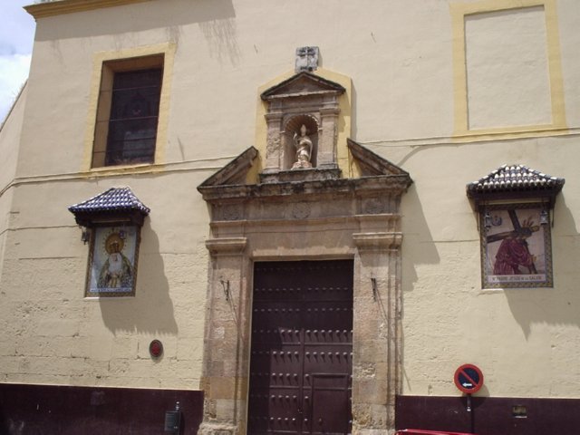 P5210013 Gevel kerk - Wandeling richting casa pilatus- Sevilla